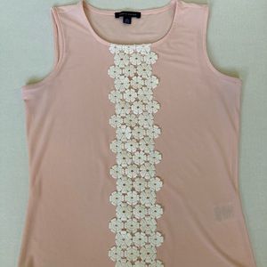 Tommy Hilfiger pink women’s top floral appliqué